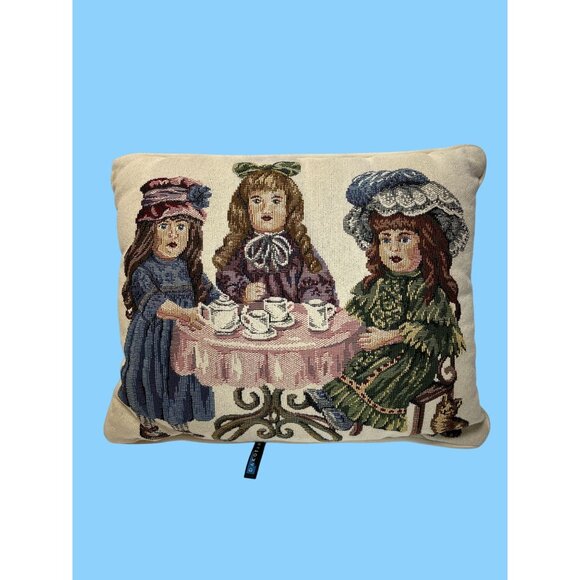 J.C. Penney Tea Party‎ Tapestry Pillow 18"x12" Hand/Spot Clean - Picture 1 of 10